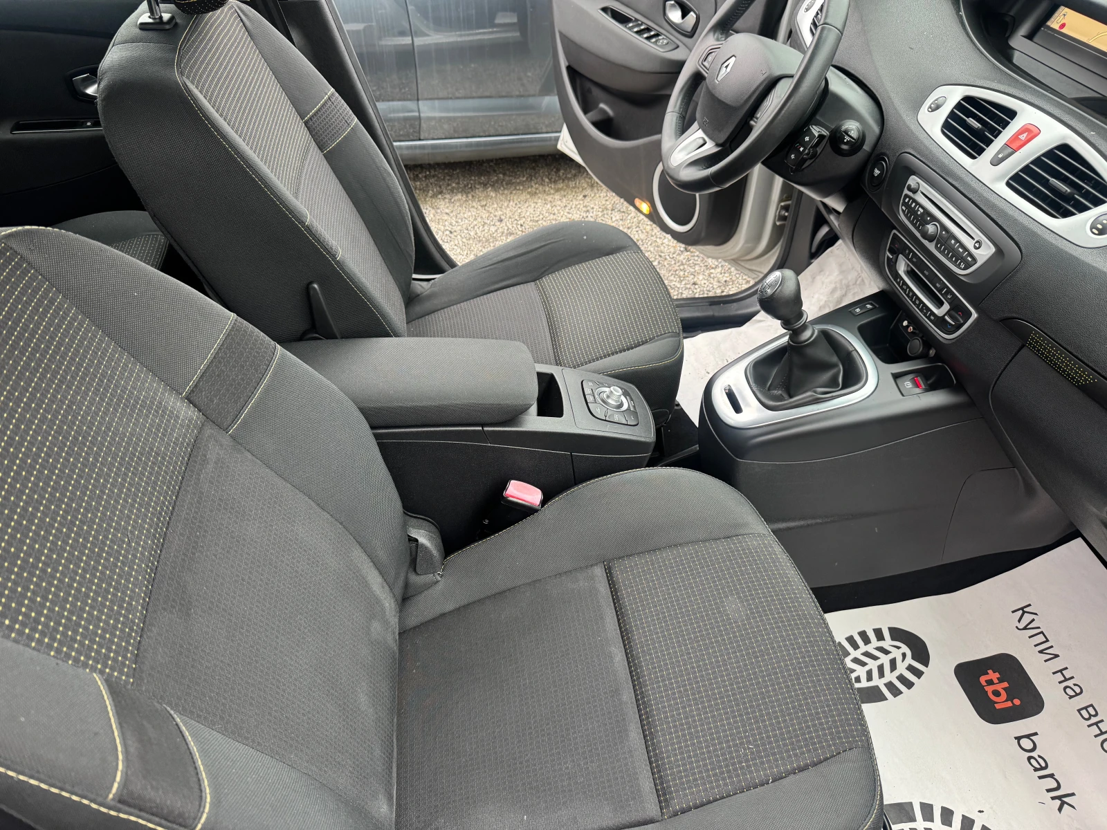 Renault Scenic 1.5 DCI - изображение 8