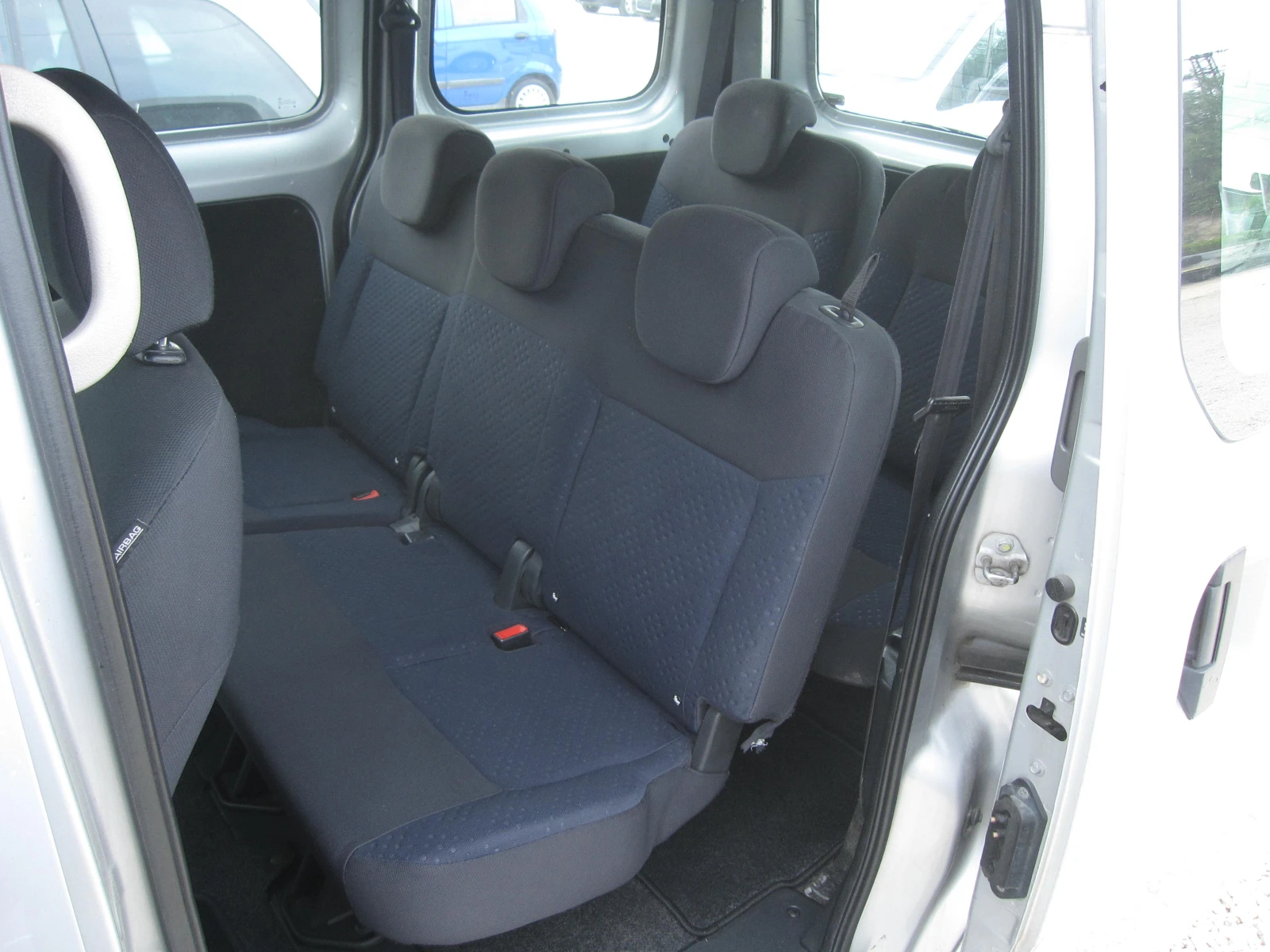 Nissan e-NV200 7места.1, 5-dci, снимка 8 - Автомобили и джипове - 53477244