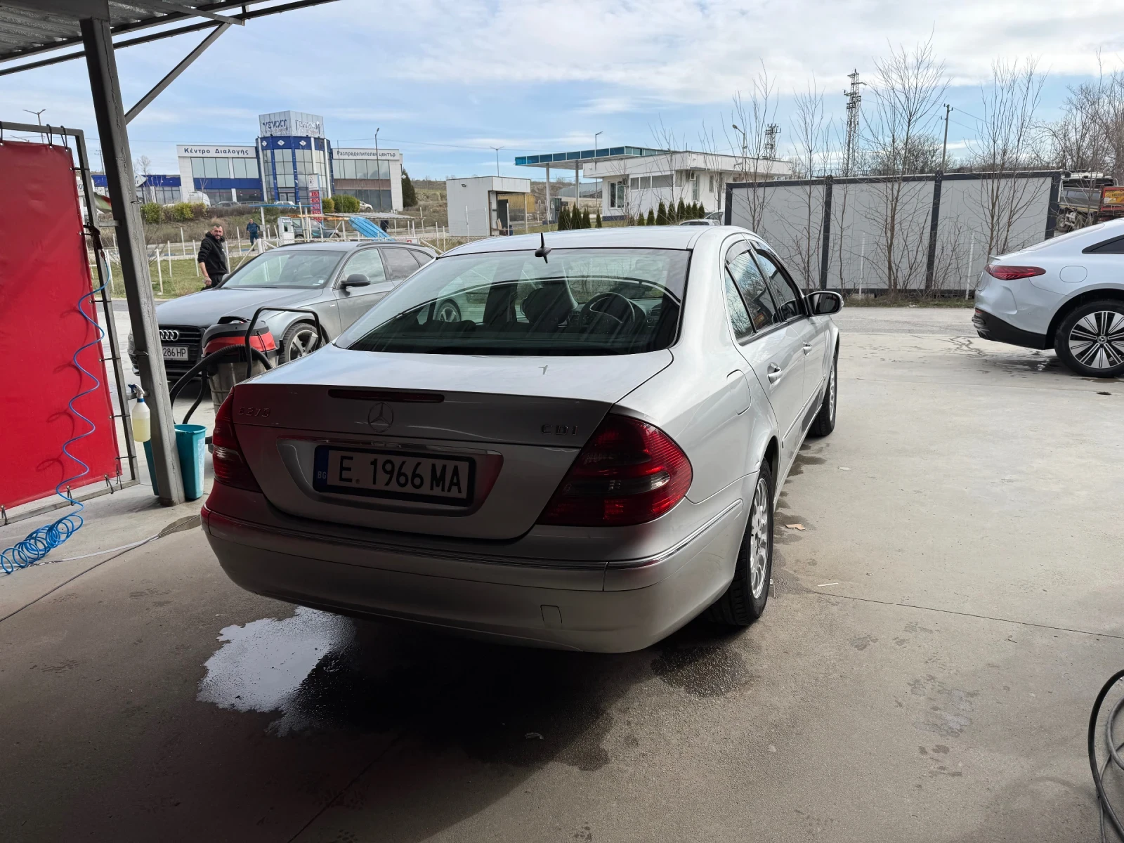 Mercedes-Benz E 270 CDI - изображение 3