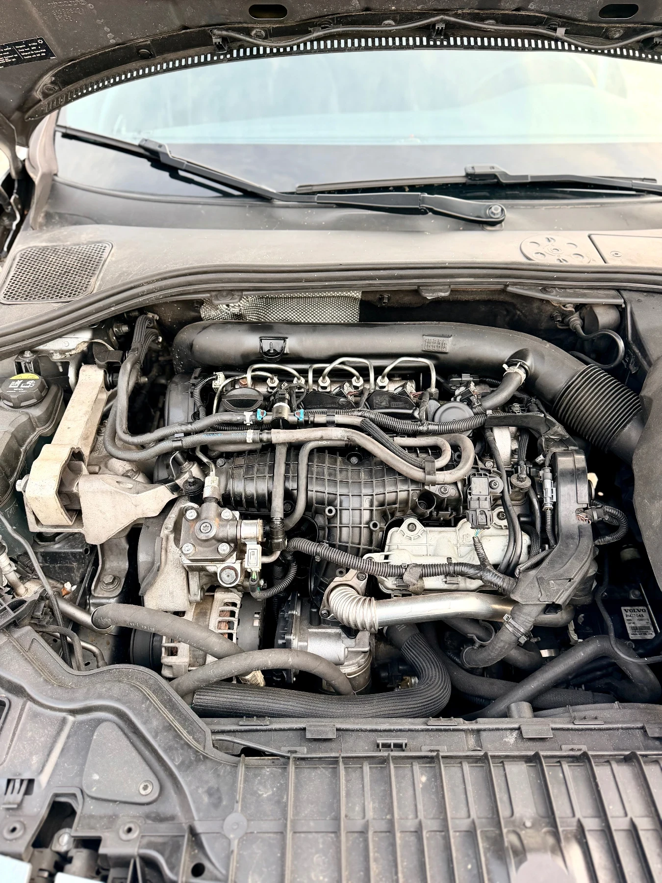 Volvo V60 Cross Country 2.0 D3, снимка 13 - Автомобили и джипове - 53801734