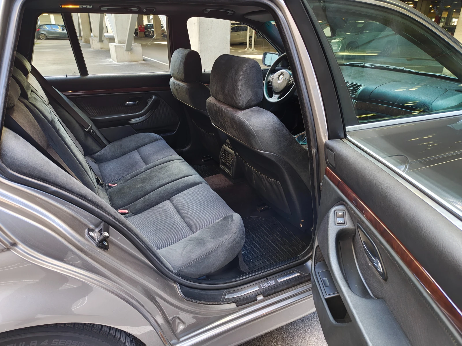 BMW 530 D, снимка 13 - Автомобили и джипове - 53803057