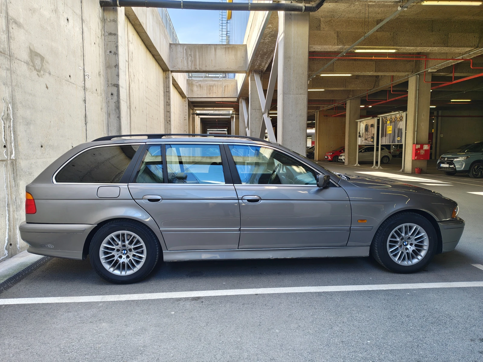 BMW 530 D, снимка 4 - Автомобили и джипове - 53803057