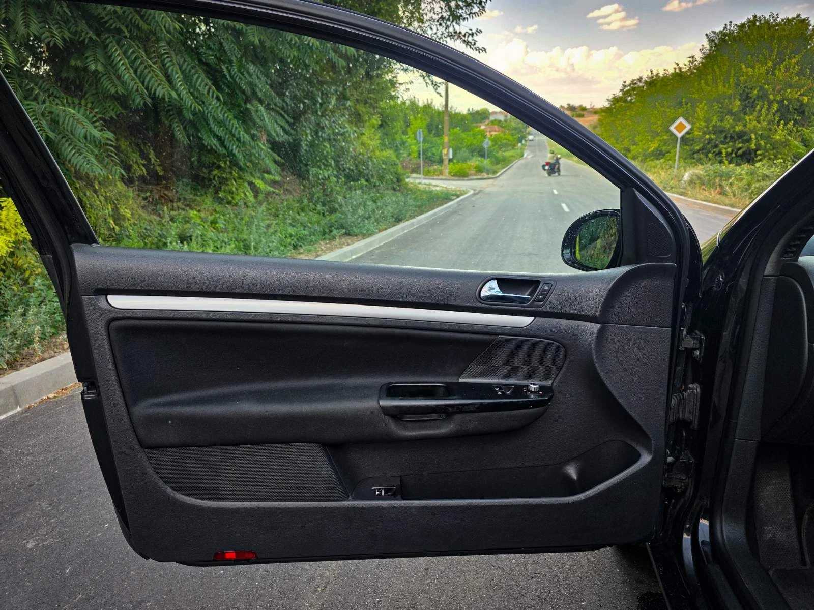 VW Golf Golf 5, снимка 10 - Автомобили и джипове - 53892485