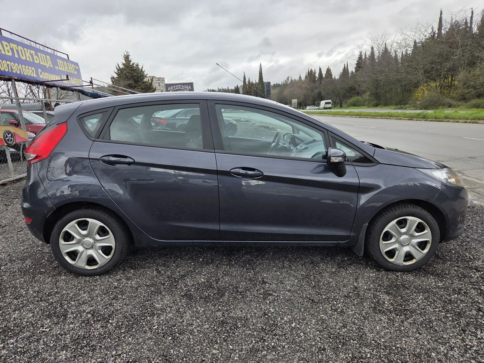 Ford Fiesta 1, 4 dizel 68 hp, снимка 5 - Автомобили и джипове - 54077035