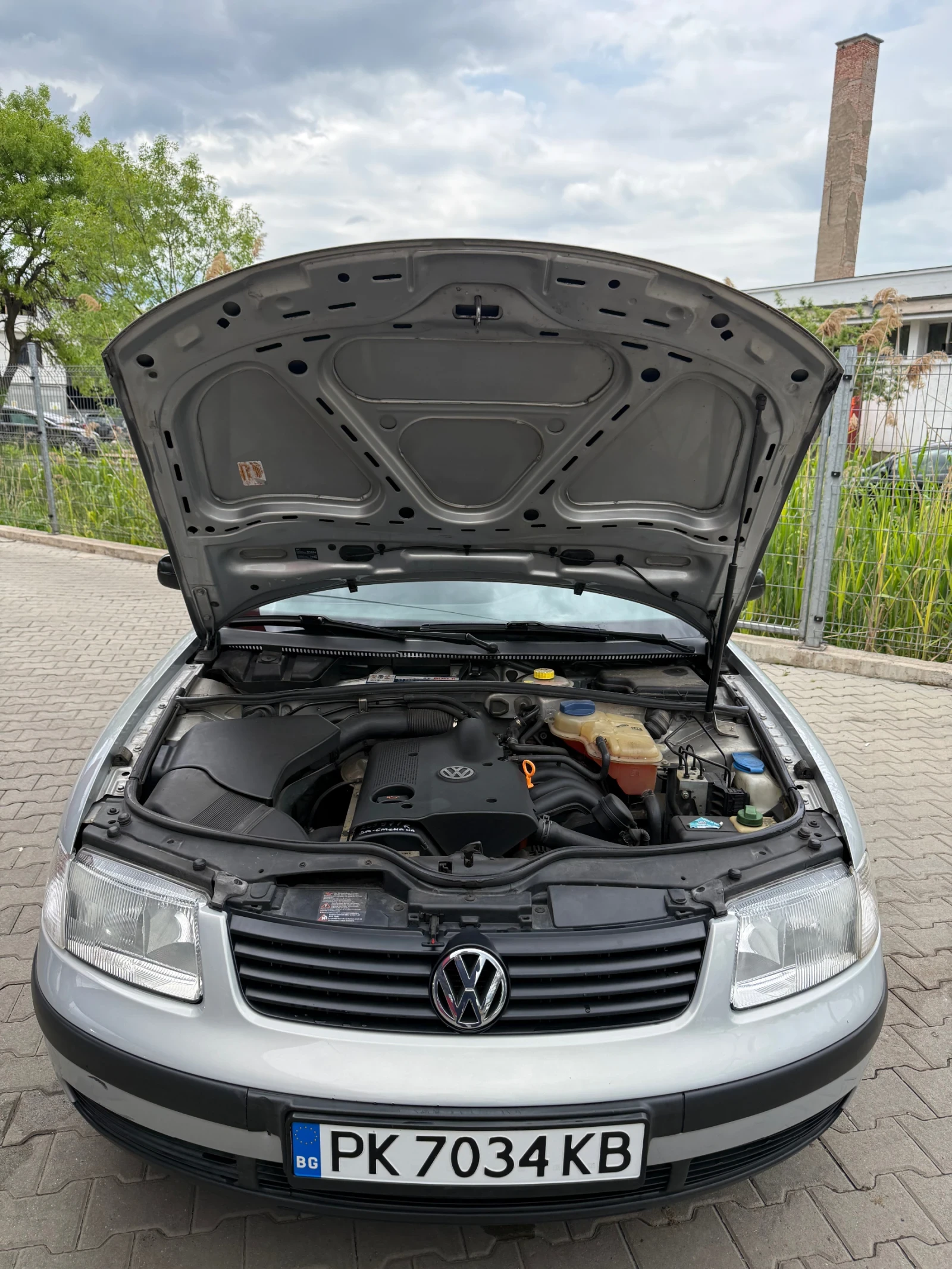 VW Passat 1.6 ������ 101hp | Mobile.bg � ����������� 9