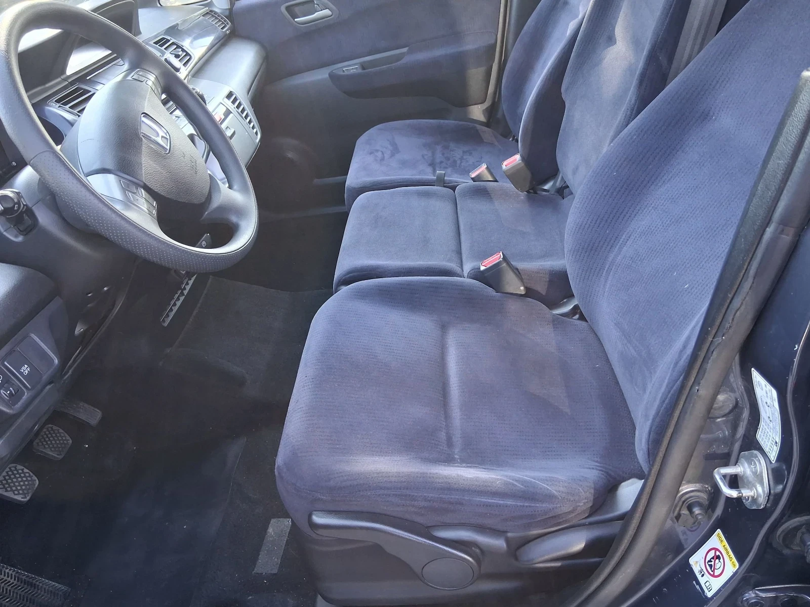 Honda Fr-v 1.8 като нова , снимка 12 - Автомобили и джипове - 54157523