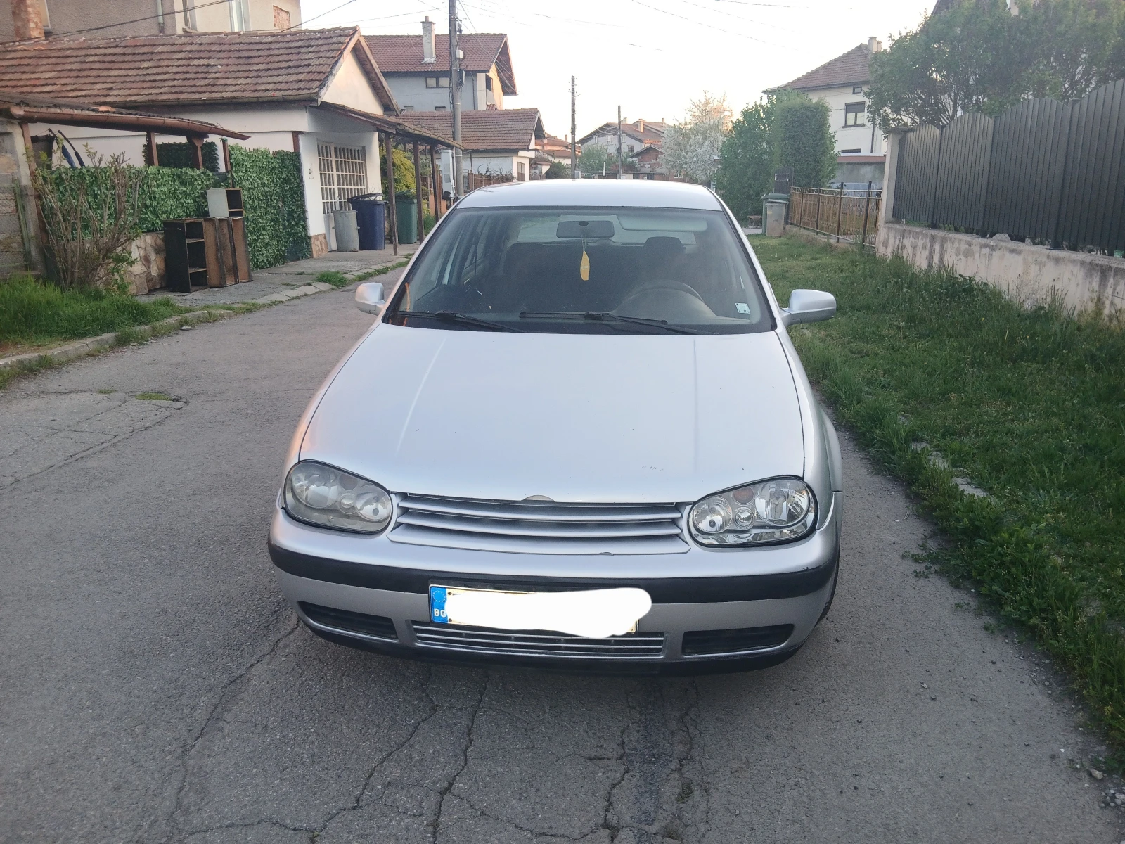 VW Golf 1.9 TDI KLIMA, снимка 6 - Автомобили и джипове - 54349114