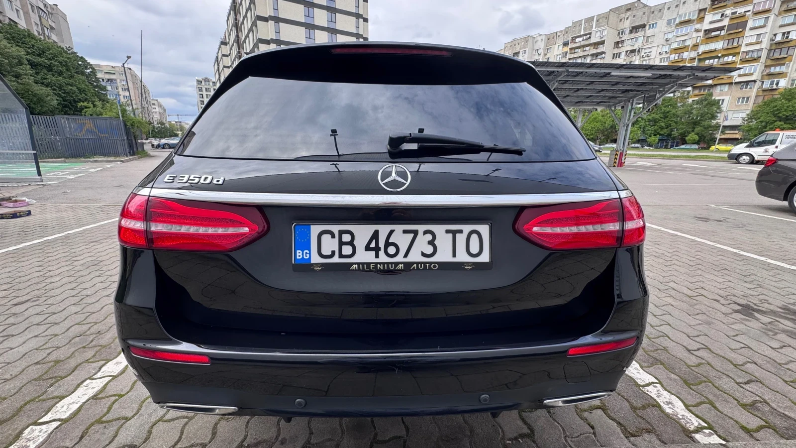 Mercedes-Benz E 350 AMG* 360 CAM* CarPlay* Multibeam* Burmester, снимка 6 - Автомобили и джипове - 54371312