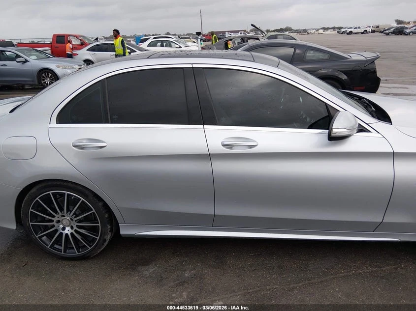 Mercedes-Benz C 300 2015 MERCEDES-BENZ C 300 SPORT, снимка 4 - Автомобили и джипове - 54601052