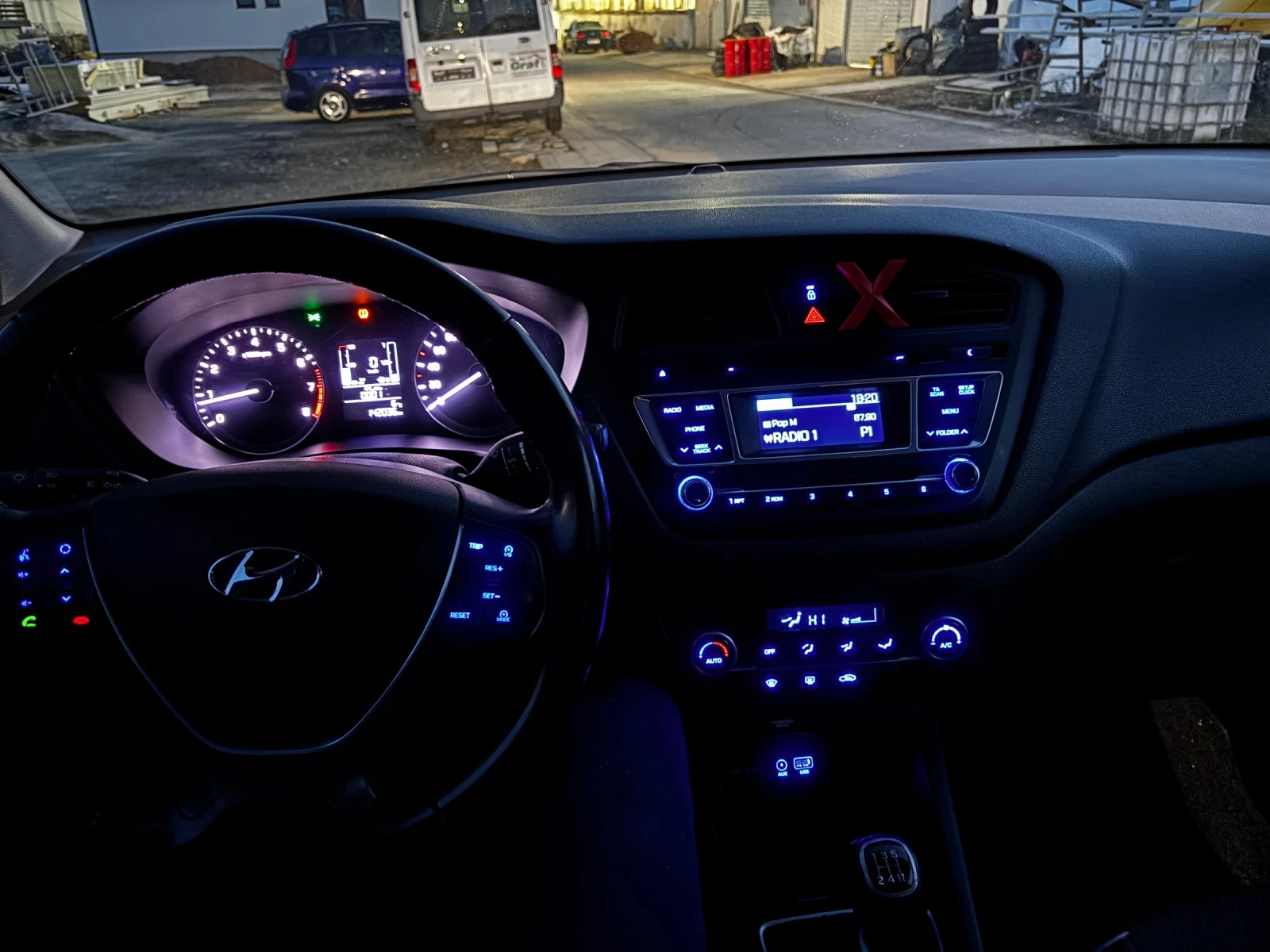Hyundai I20 Coupe 1250, снимка 11 - Автомобили и джипове - 54763912