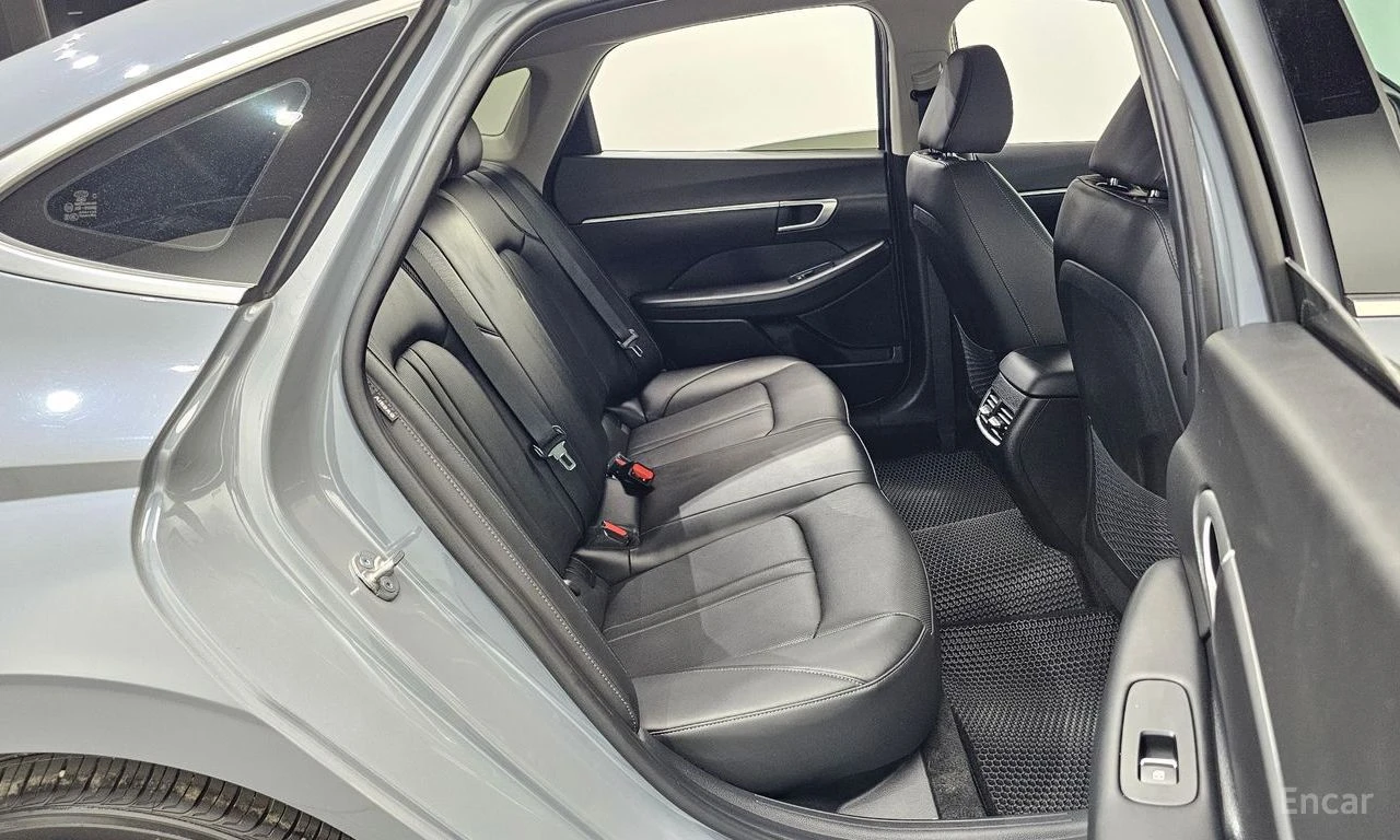 Hyundai Sonata 1.6 Turbo Premium* DISTRONIC* ПОДГРЕВ* КАМЕРА* , снимка 15 - Автомобили и джипове - 54872999