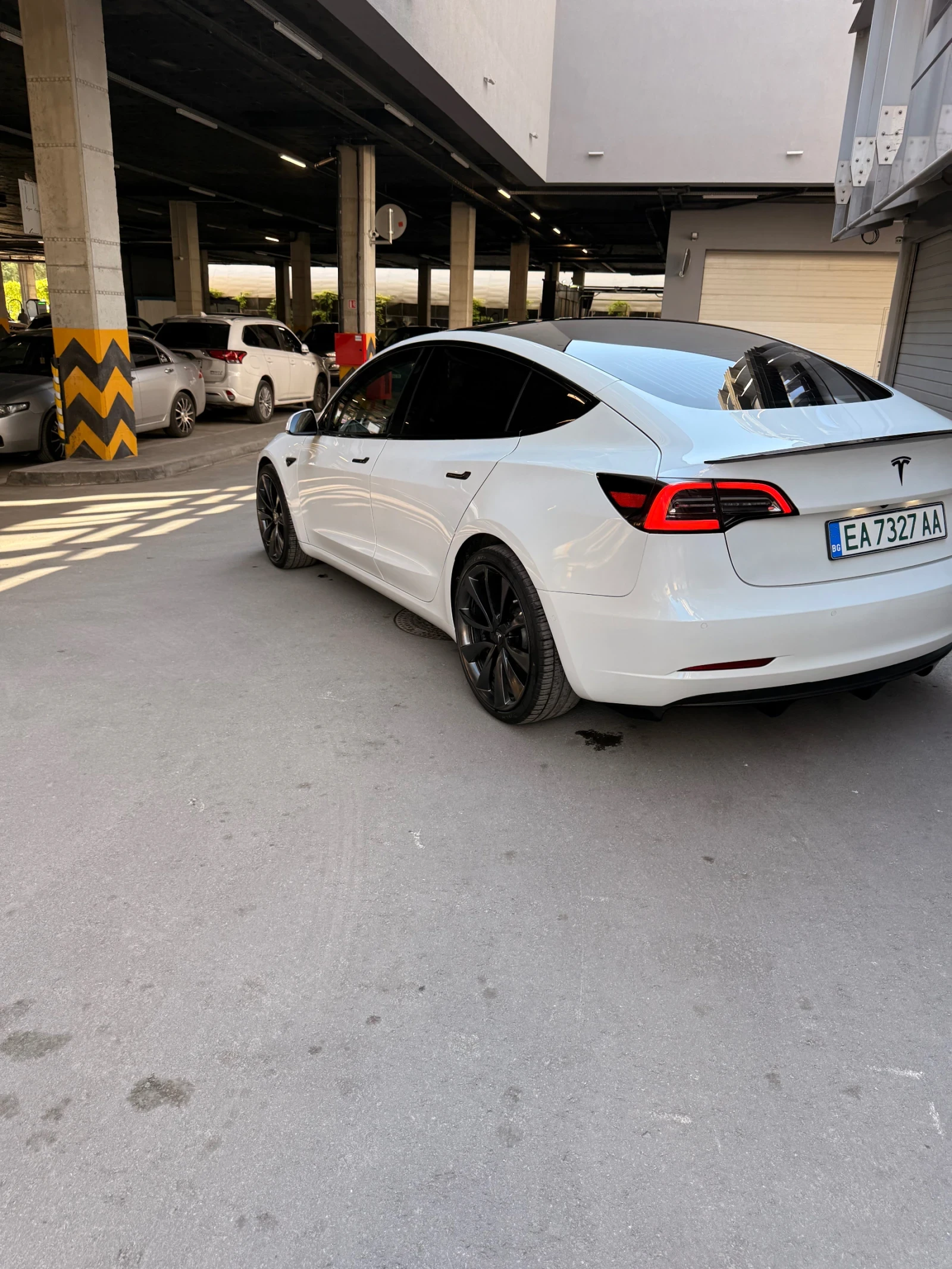 Tesla Model 3 Long Range 4x4, снимка 4 - Автомобили и джипове - 55002788