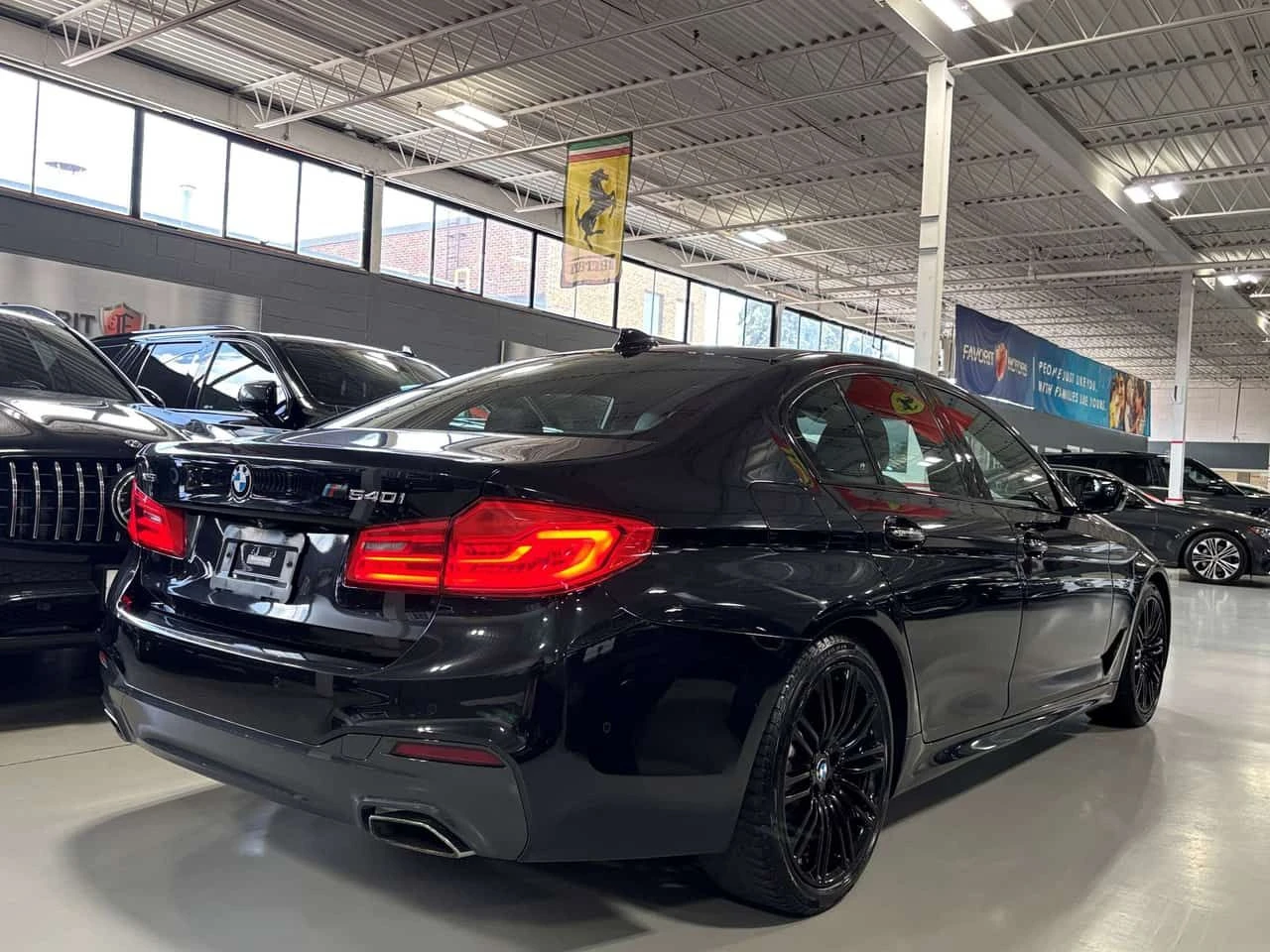 BMW 540 540i xDrive| AWD| MPKG| NAV| AMBIENT| LEATHER| , снимка 4 - Автомобили и джипове - 55008425
