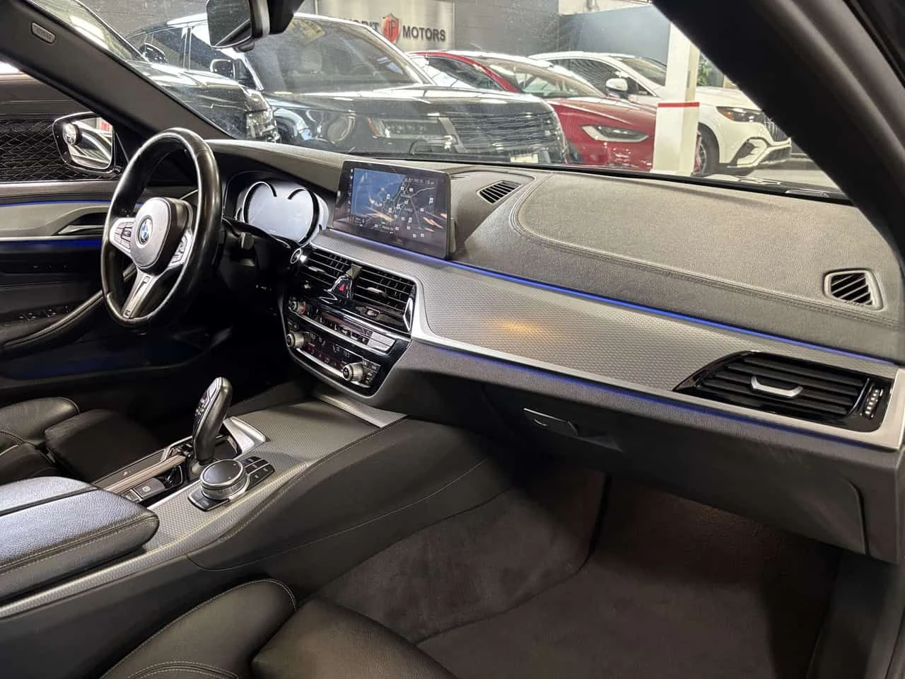 BMW 540 540i xDrive| AWD| MPKG| NAV| AMBIENT| LEATHER| , снимка 14 - Автомобили и джипове - 55008425