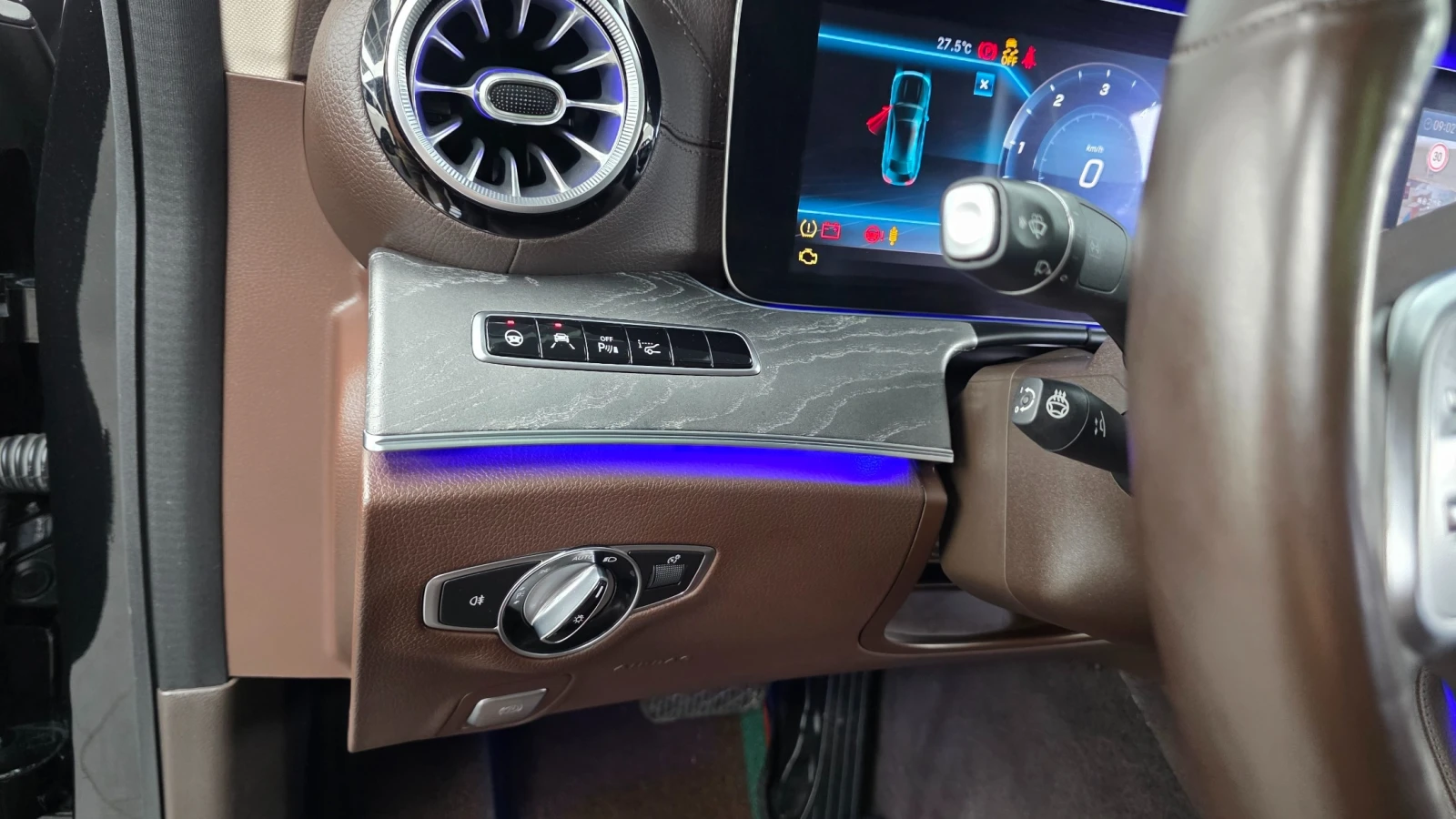Mercedes-Benz CLS 400 CLS400d 4MATIC | HUD | 360  Камера | Distronic, снимка 11 - Автомобили и джипове - 55178430