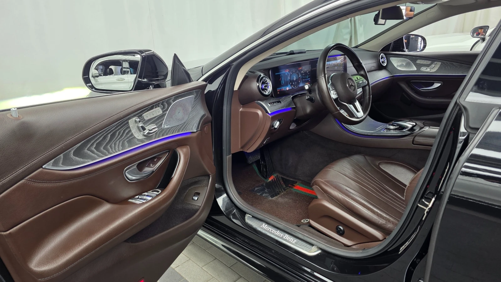 Mercedes-Benz CLS 400 CLS400d 4MATIC | HUD | 360  Камера | Distronic, снимка 13 - Автомобили и джипове - 55178430