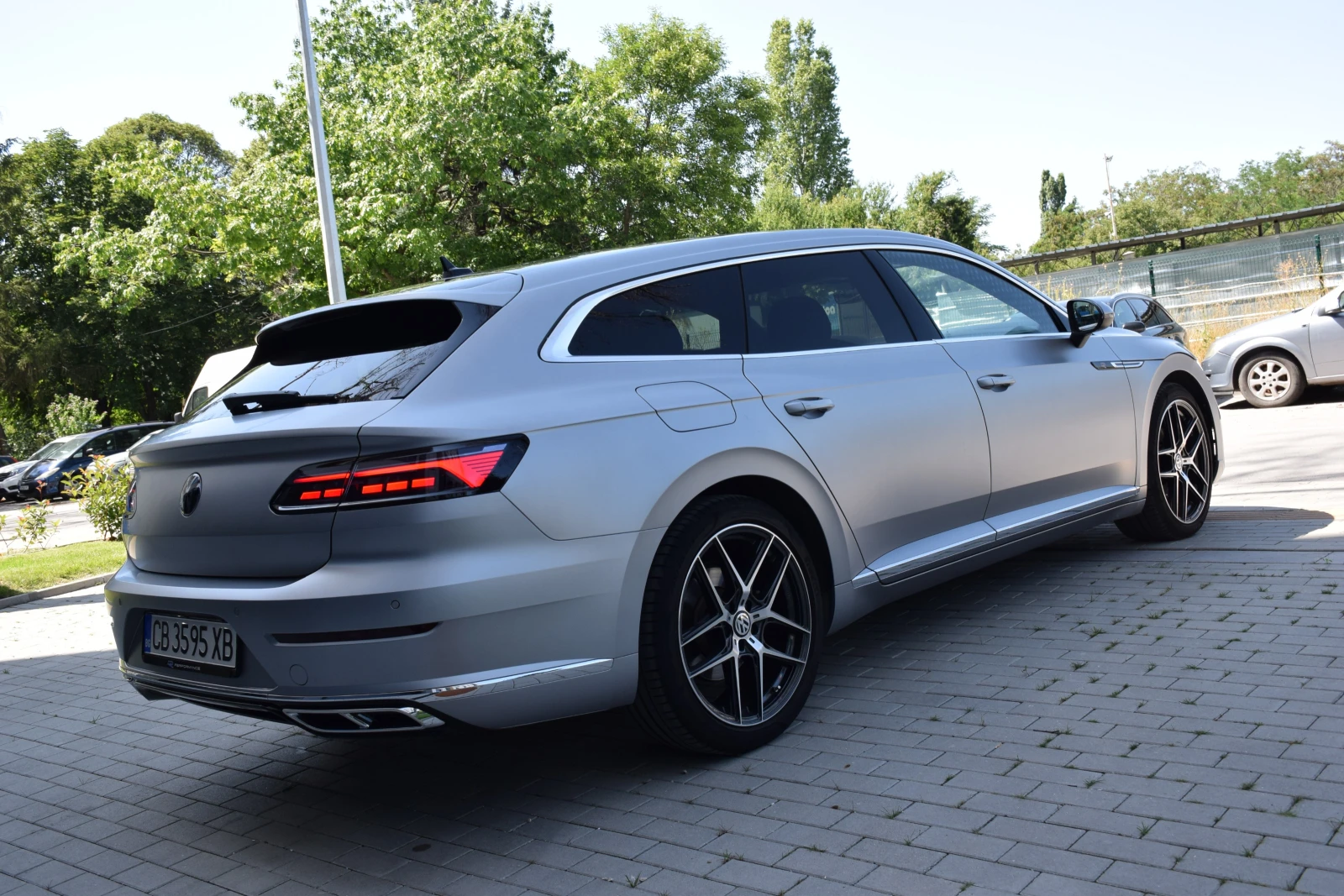 VW Arteon Shooting Brake R-Line 2.0 TSI DSG, снимка 6 - Автомобили и джипове - 55423038