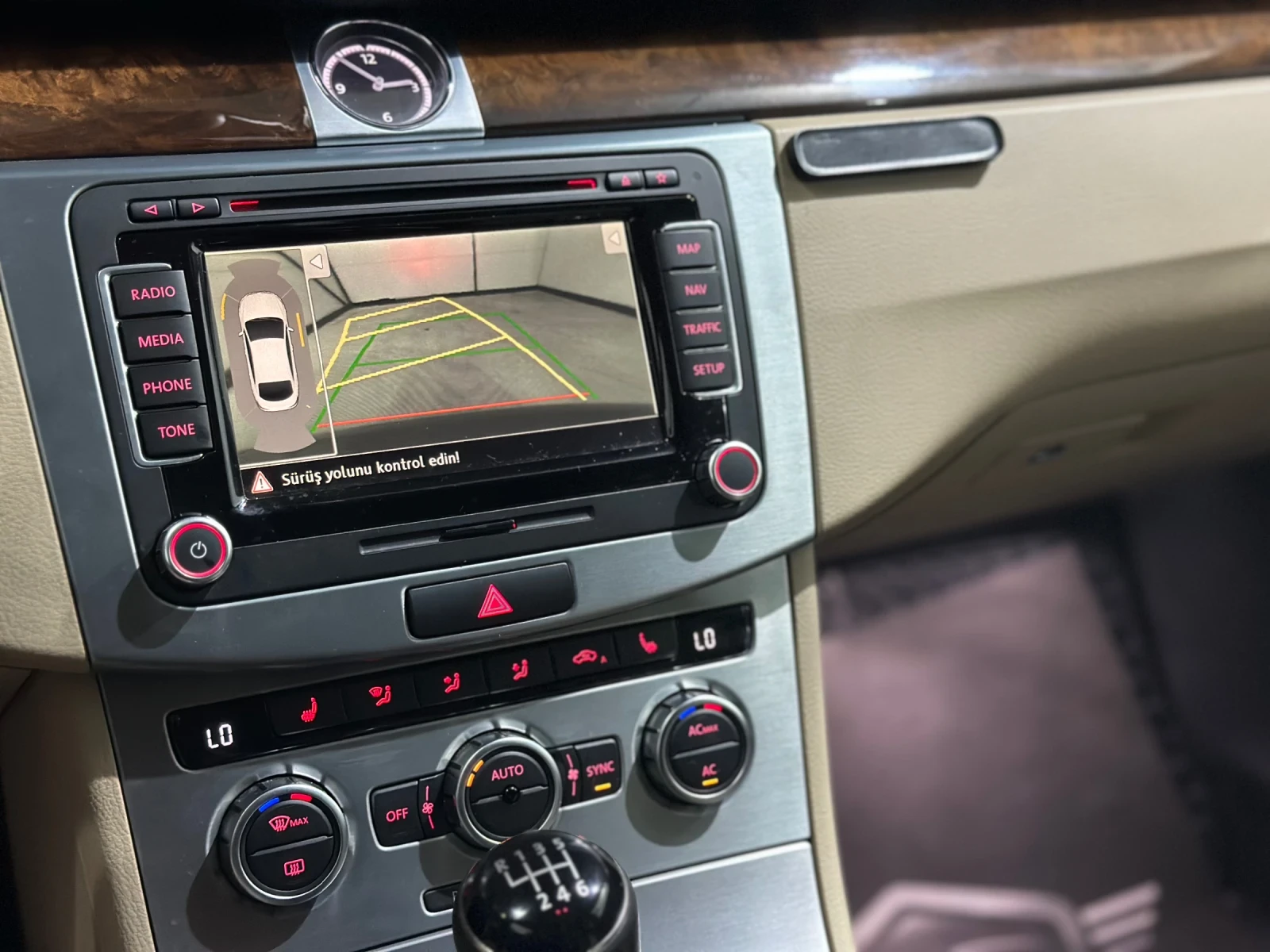 VW CC FACELIFT * NAVI , снимка 11 - Автомобили и джипове - 55492255