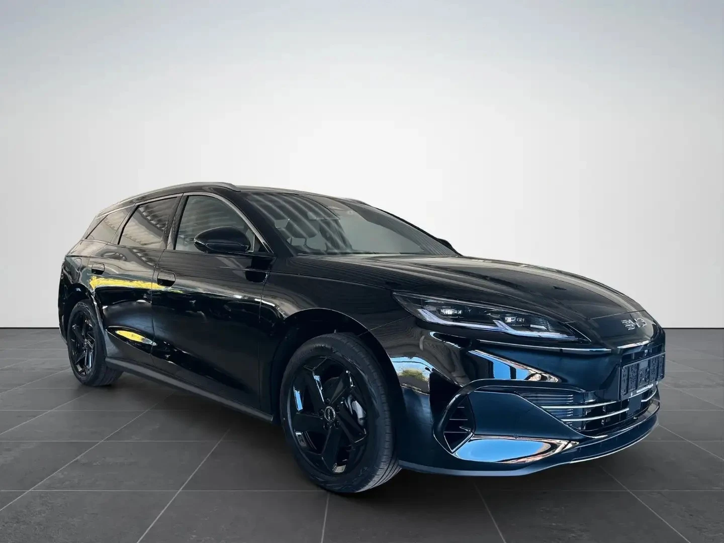 BYD Seal 6 DM-i 212кс!!!ЧИСТО НОВА!!!