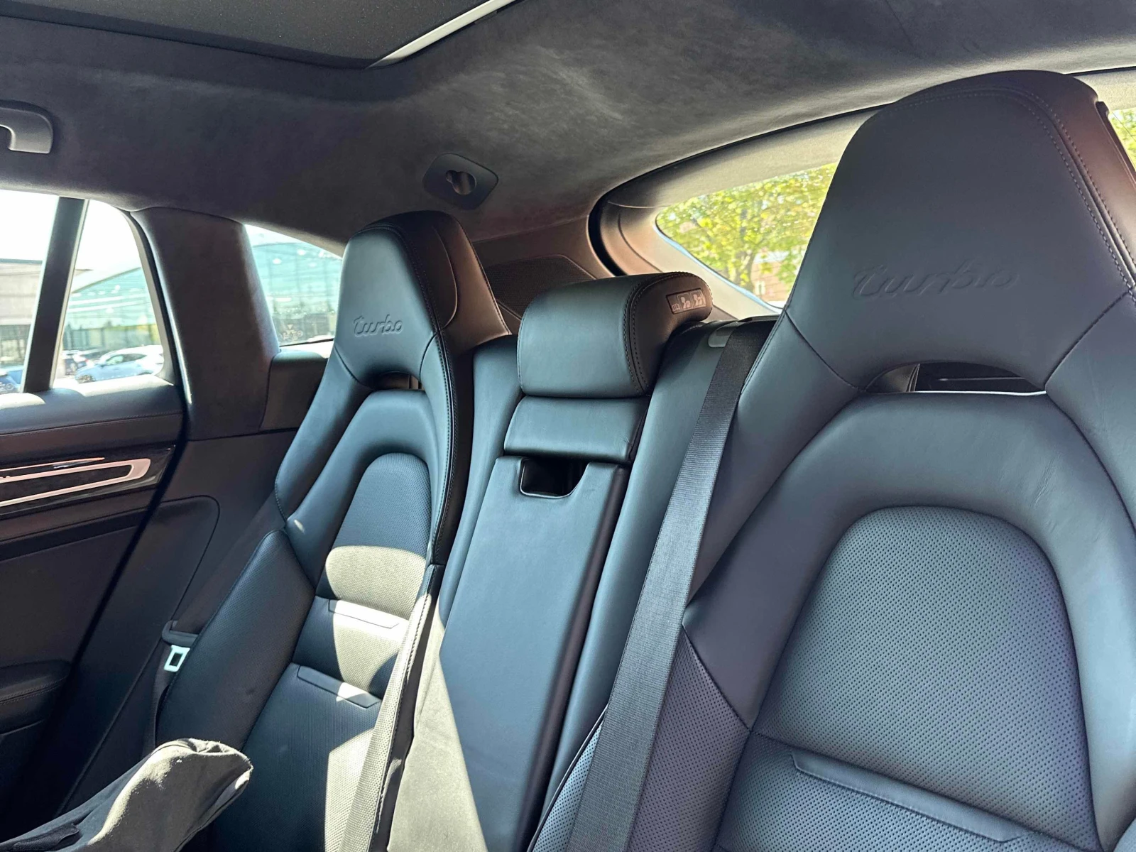Porsche Panamera * Turbo Sport Turismo AWD * АВТОКРЕДИТ * , снимка 14 - Автомобили и джипове - 55970656