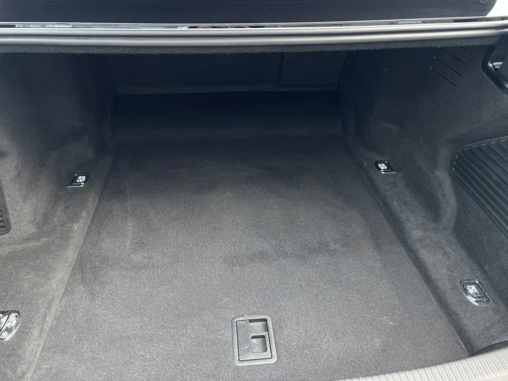 Audi A8 50 TDI / S-LINE/ CARBON/ BLACK OPTIC/ MATRIX/ HUD, снимка 17 - Автомобили и джипове - 55988303