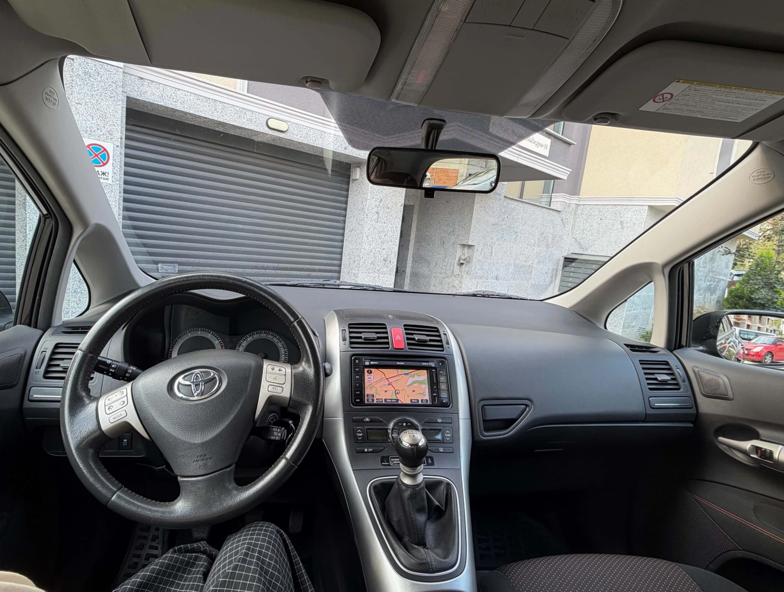 Toyota Auris * FACELIFT* 16V Valvematic (147hp), снимка 5 - Автомобили и джипове - 56160483