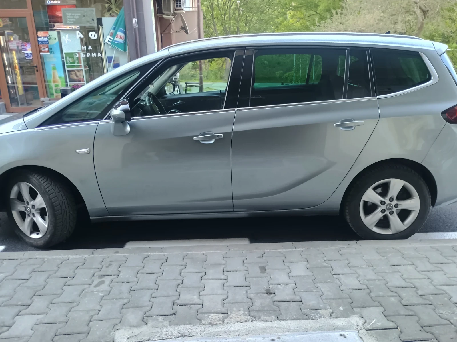 Opel Zafira, снимка 11 - Автомобили и джипове - 56194889