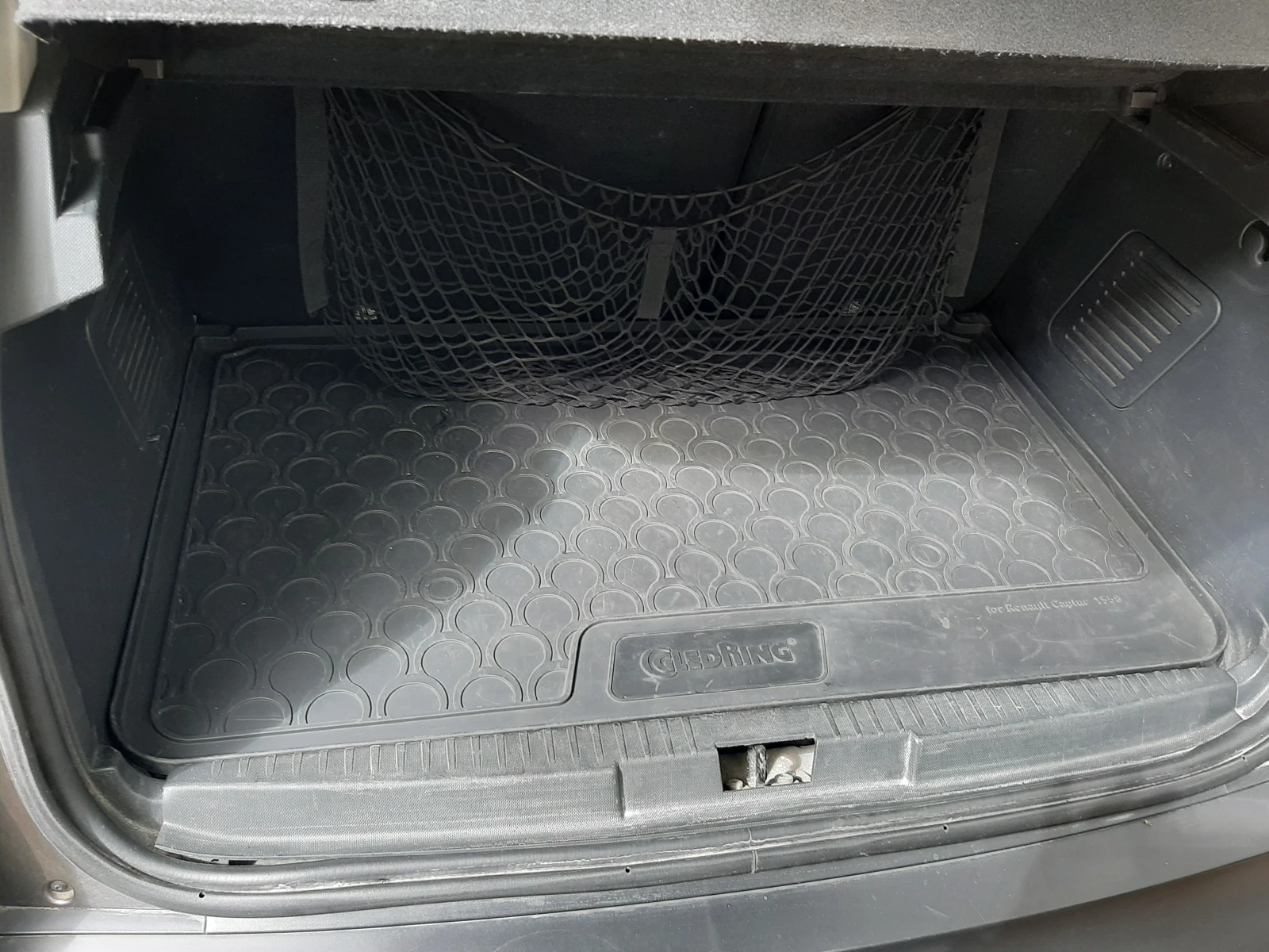 Renault Captur, снимка 9 - Автомобили и джипове - 56301106