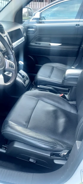 Jeep Compass - 7300 € / 14277.56 лв. - 20824084 9
