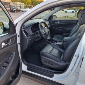 Hyundai Tucson 2.0CRDi4X4 VERTEX/ОБДУХВАНЕ/ПАНО/КЕЙЛЕС/ШВЕЙЦАРИЯ  | Auto.bg — изображение 8