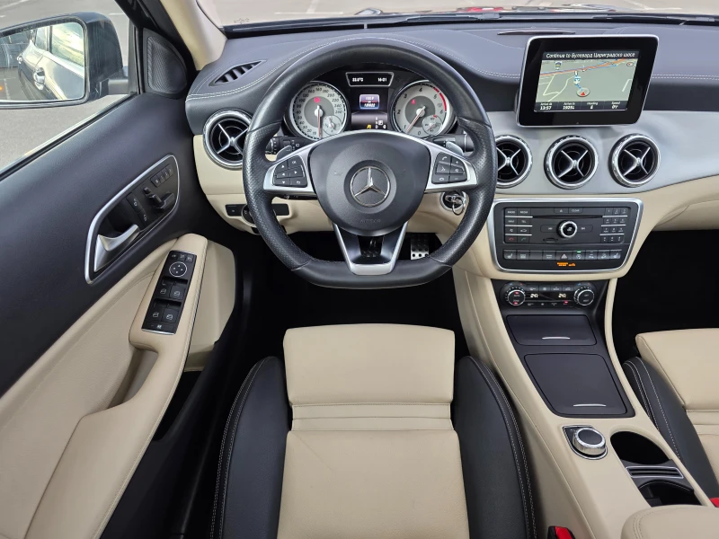 Mercedes-Benz GLA 200 AMG/4MATIC/PANORAMA/LED, снимка 12 - Автомобили и джипове - 49473635