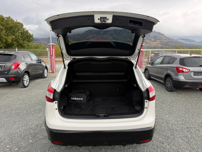 Nissan Qashqai (KATO НОВА), снимка 13 - Автомобили и джипове - 51910155