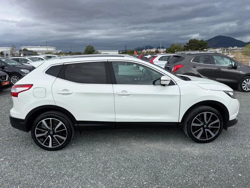 Nissan Qashqai (KATO НОВА), снимка 4 - Автомобили и джипове - 51910155