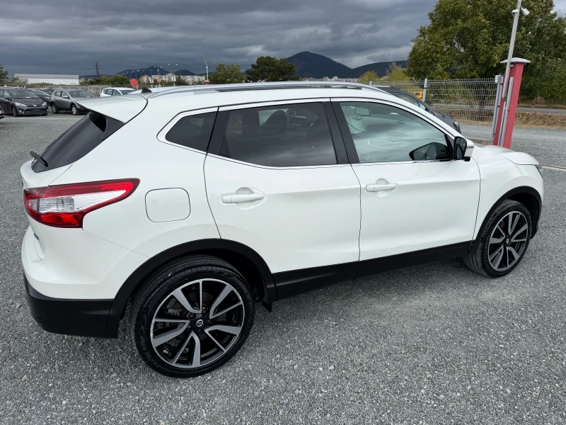 Nissan Qashqai (KATO НОВА), снимка 5 - Автомобили и джипове - 51910155