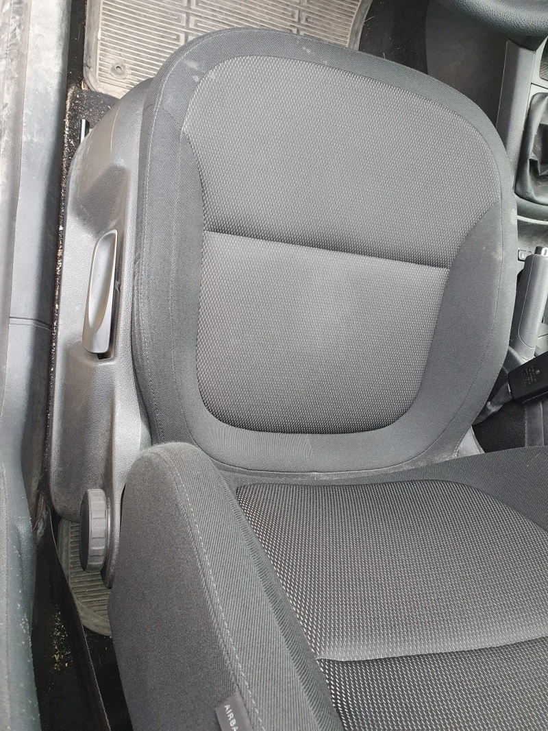 Skoda Yeti, снимка 7 - Автомобили и джипове - 52886728