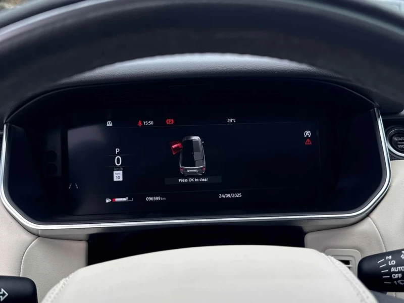 Land Rover Range Rover Sport * HST * CARFAX * ЦЕНА ДО БГ, снимка 8 - Автомобили и джипове - 53050768