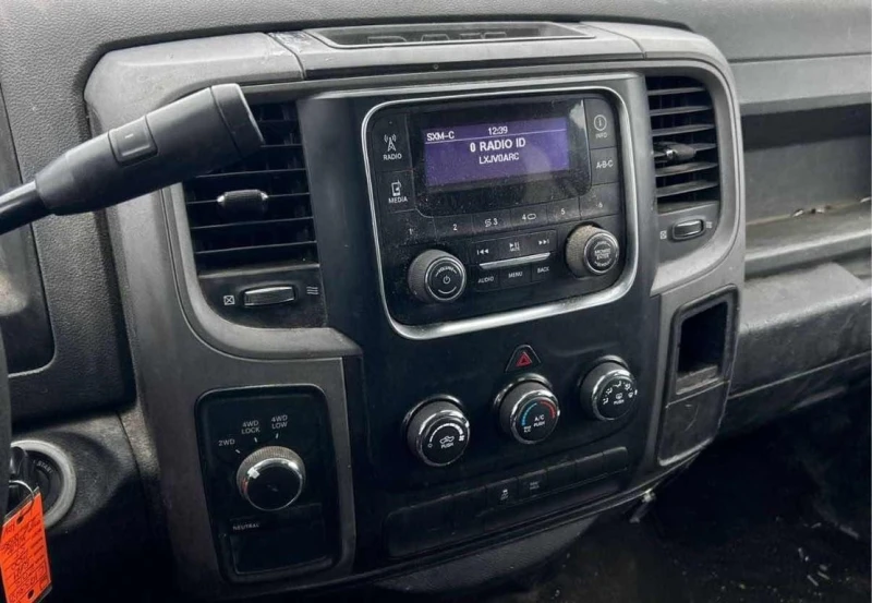 Dodge RAM 1500 2015 ST AWD * БЕЗ ПЪРВОНАЧАЛНА ВНОСКА* , снимка 9 - Автомобили и джипове - 53198735