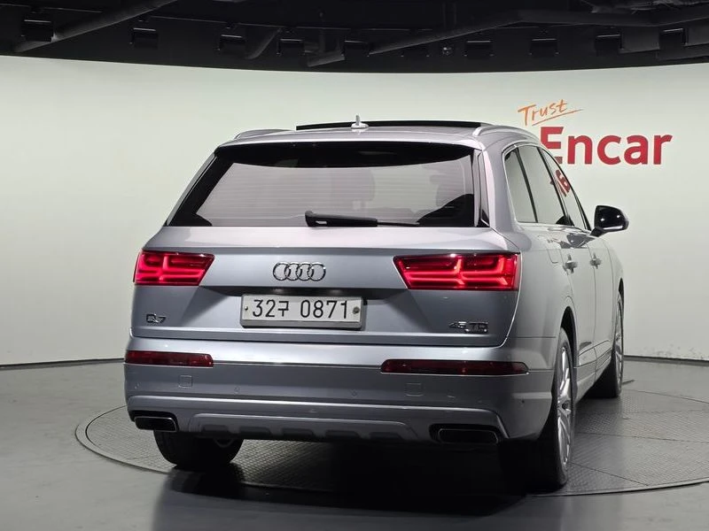 Audi Q7 45 TDI Quattro Sport| 262к.с.| ВКЛ.ТЕХНОТЕСТ, снимка 4 - Автомобили и джипове - 55308870
