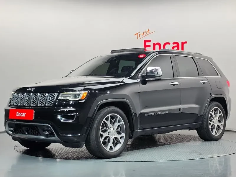 Jeep Grand cherokee 3.6 Overland/ PANO/ ПАМЕТ/ DIST/ ОБДУХВАНЕ/ КАМЕРА