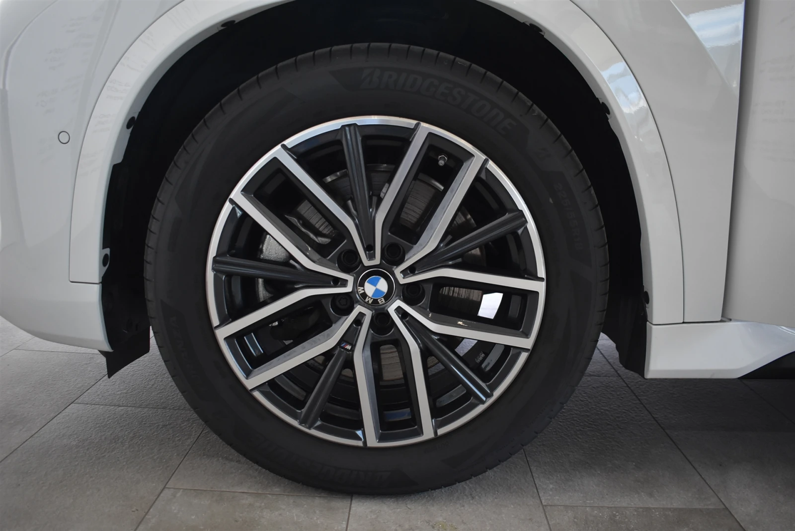 BMW X1 xDrive23d - изображение 5