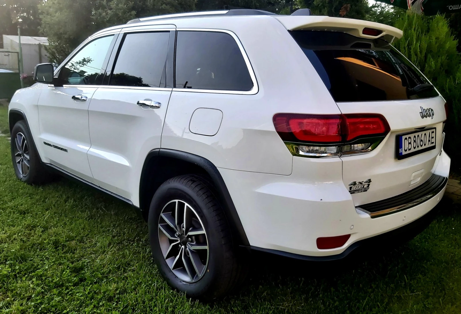 Jeep Grand cherokee 2020г. 64к км - изображение 3