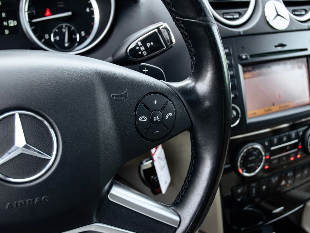 Mercedes-Benz GL 350 7 МЕСТА/ПОДГРЕВ/ОБДУХВАНЕ/КАМЕРА/КЕЙЛЕС - изображение 10
