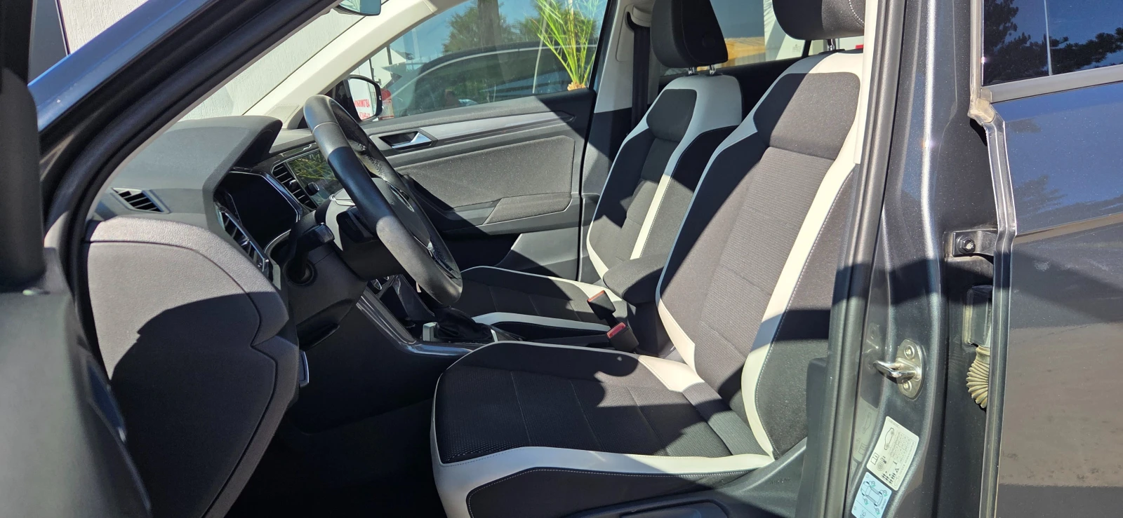 VW T-Roc FULL LED ; DIGITAL ; КОЖА ; 1.5 TSI ; 7 DSG - изображение 10