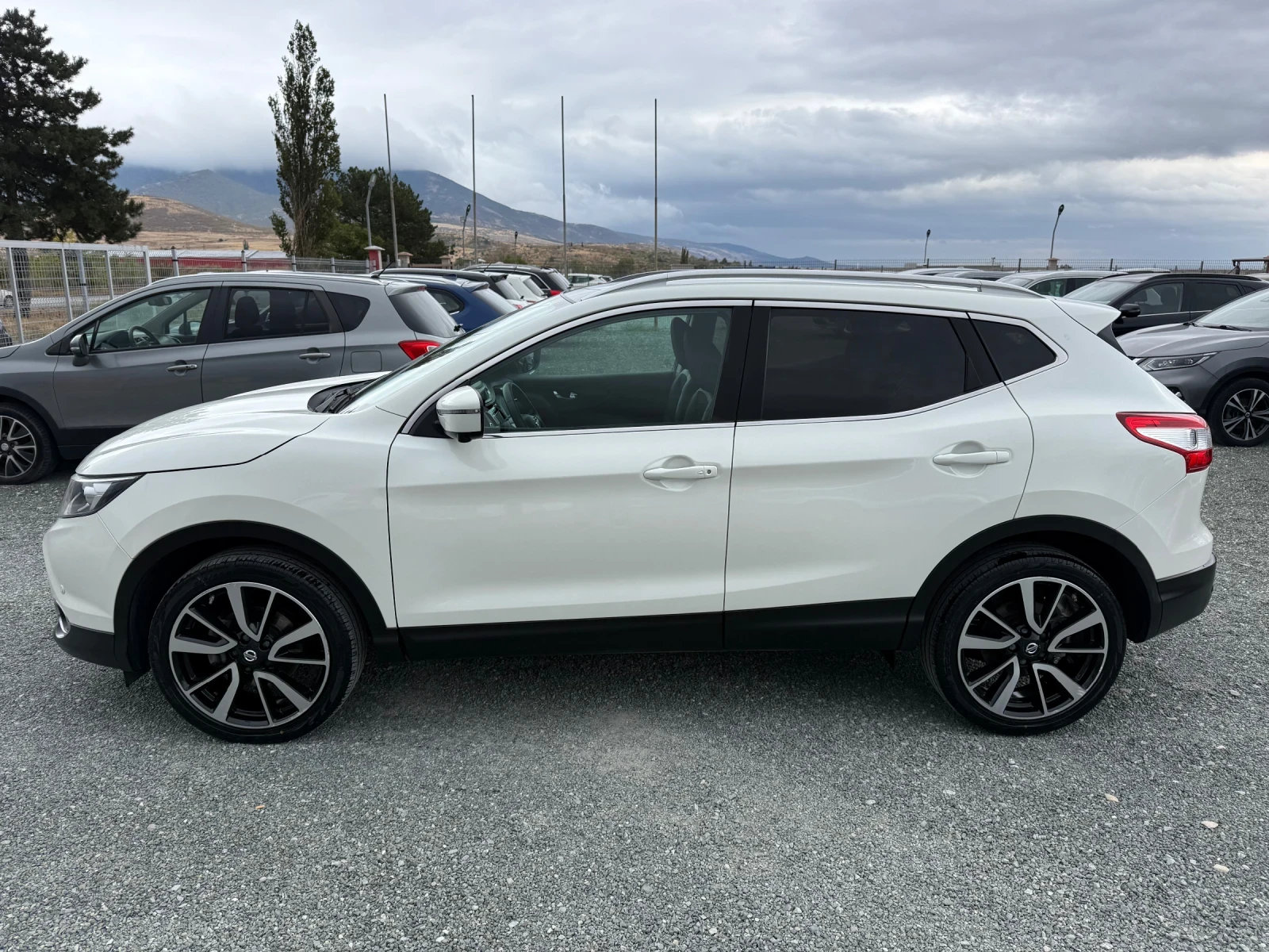 Nissan Qashqai (KATO НОВА) - изображение 9