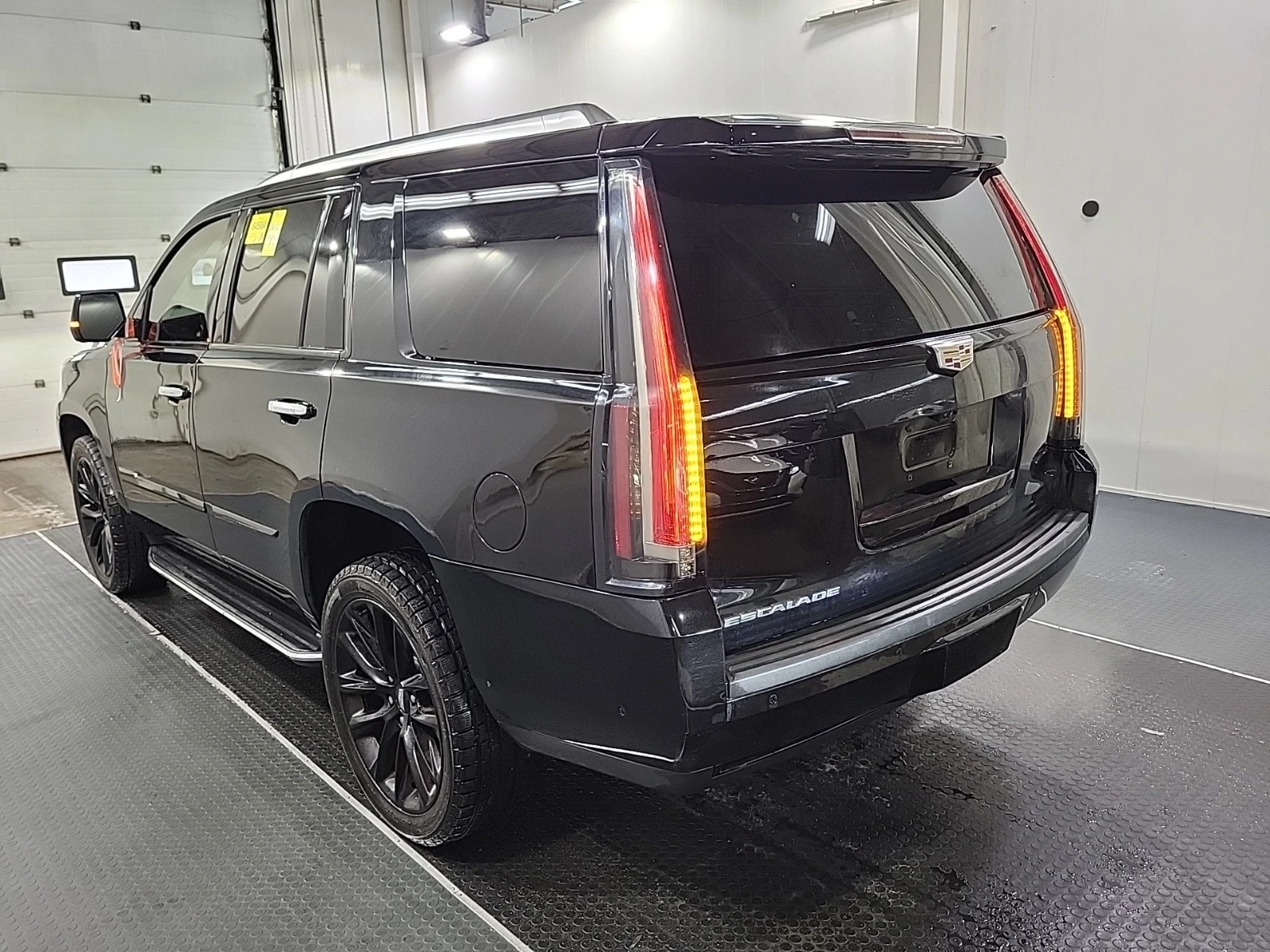 Cadillac Escalade LUXURY * * CARFAX * * АВТО КРЕДИТ * *  - изображение 6