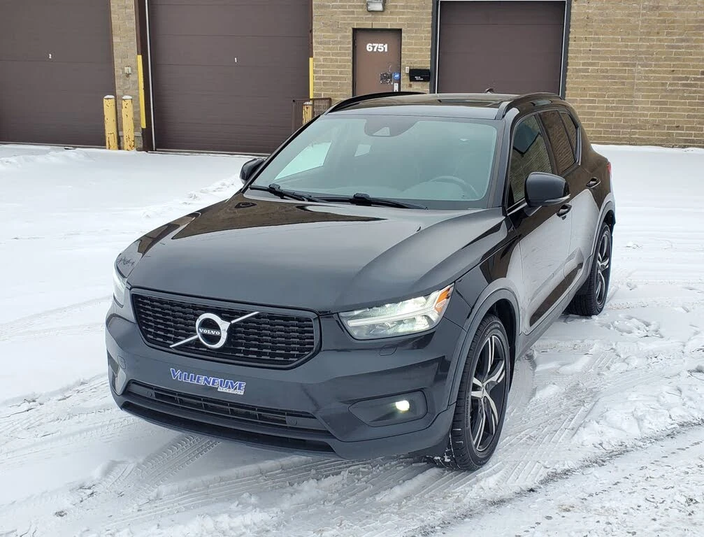 Volvo XC40 T5* R-DESIGN* ПОДГРЕВ* КАМЕРА* ПАНОРАМА* КЕЙЛЕС - изображение 2