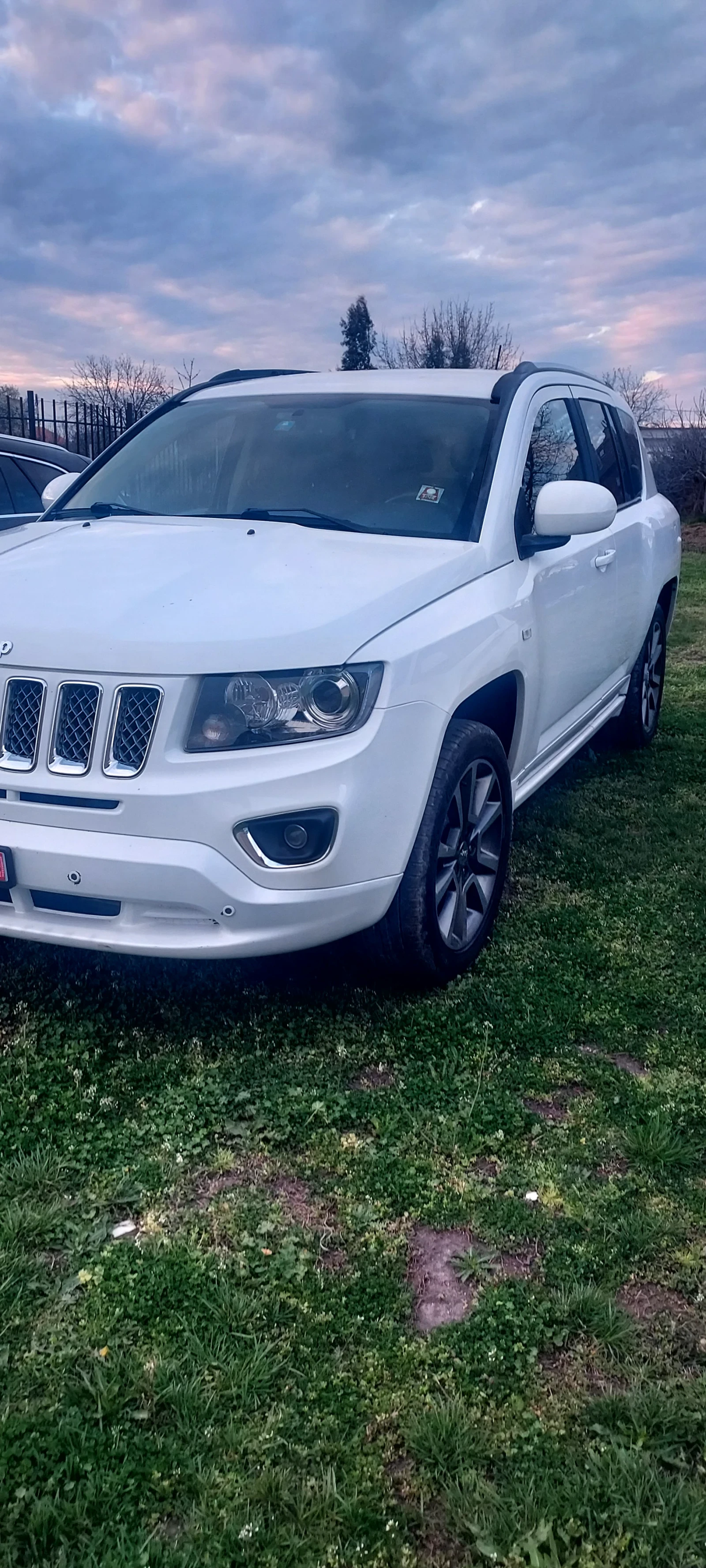 Jeep Compass, снимка 3 - Автомобили и джипове - 54040009