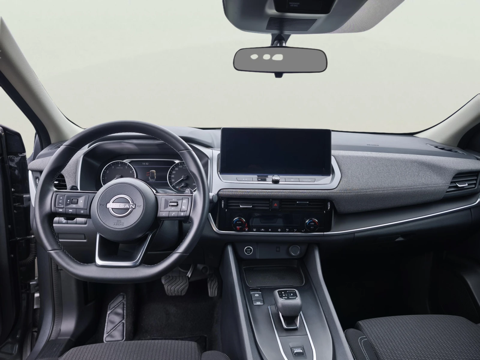 Nissan Qashqai 1.3, снимка 9 - Автомобили и джипове - 54108327