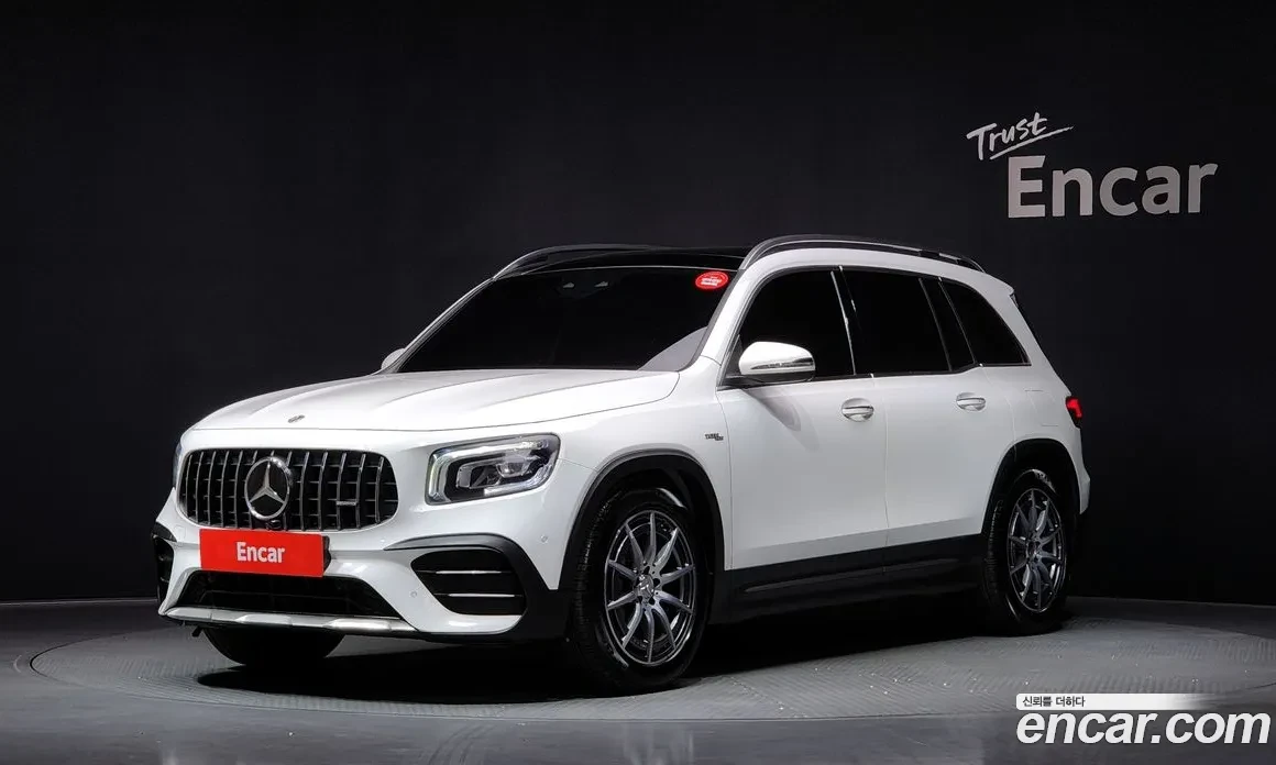 Mercedes-Benz GLB35AMG 4MATIC| КАМЕРА| ПОДГРЕВ| ОПЦИЯ ЗА ЛИЗИНГ