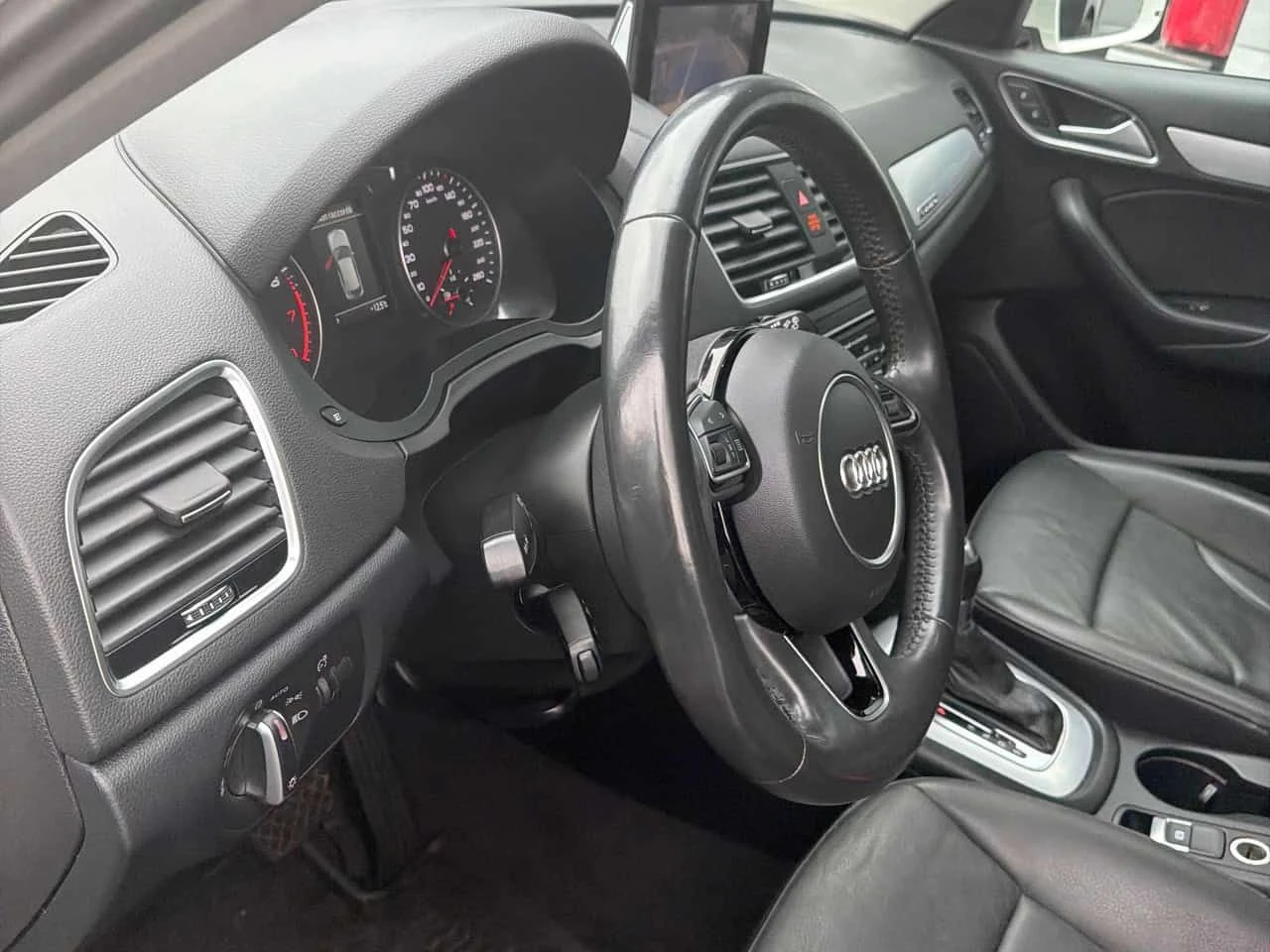 Audi Q3 * Progressiv * АВТОКРЕДИТ БЕЗ ПЪРВОНАЧАЛНА ВНОСКА, снимка 7 - Автомобили и джипове - 54565152